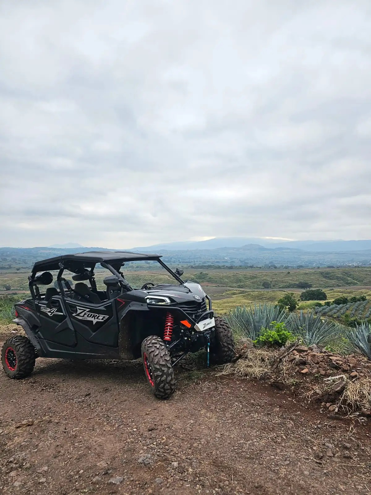 Paseo en Razer para vivir al extremo en Cabañas yyukkai